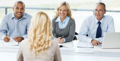 Cómo Prepararte para una Entrevista Laboral y Tener Éxito